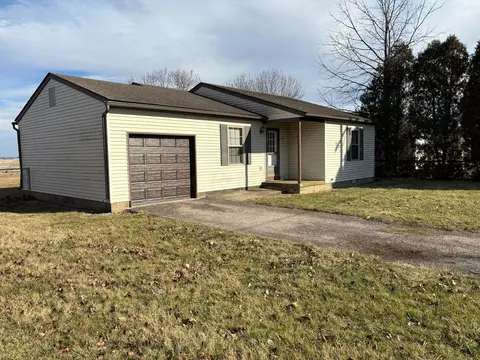 678 S Water St S, Williamsport, OH 43164