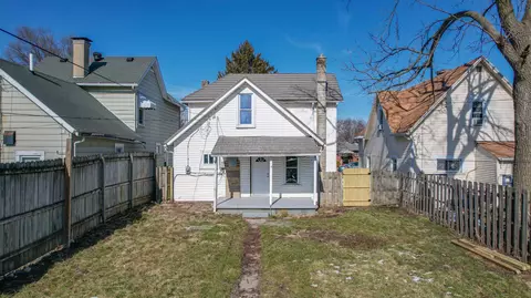 Exterior - 1659 Warder St, Springfield, OH 45503 photo 2 of 6