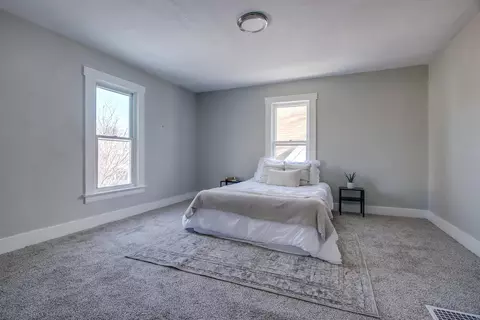 Bedroom - 1659 Warder St, Springfield, OH 45503 photo 3 of 4