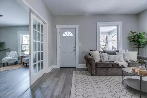 Living - 1659 Warder St, Springfield, OH 45503 photo 1 of 4