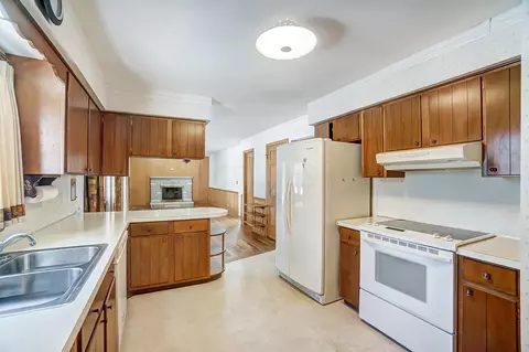 Kitchen - 3688 Mann Rd, Blacklick, OH 43004 photo 5 of 7