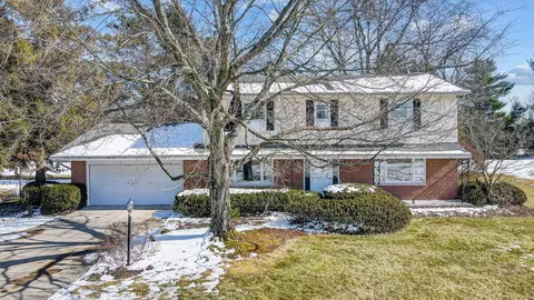 Exterior - 3688 Mann Rd, Blacklick, OH 43004 photo 2 of 10