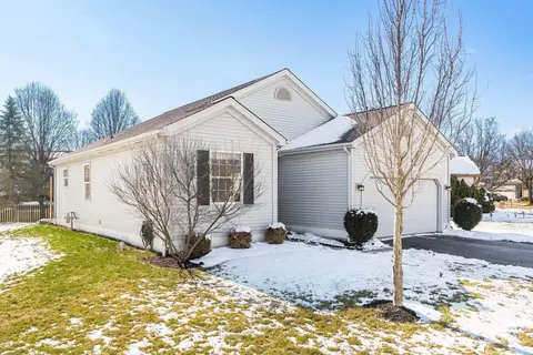 Exterior - 1343 Four Star Dr E, Galloway, OH 43119 photo 2 of 5