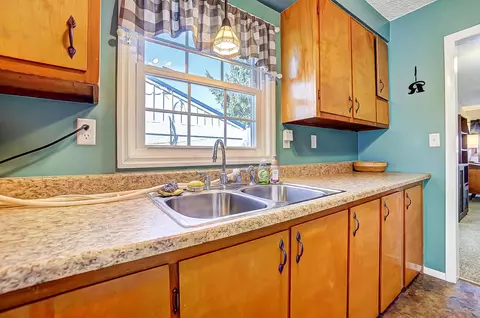 Kitchen - 4480 St Paris Pike, Springfield, OH 45504 photo 5 of 5