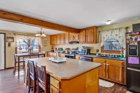 Kitchen - 653 Owens Rd W, Marion, OH 43302 photo 1 of 5