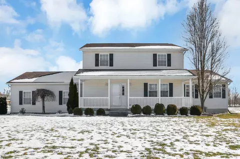 12950 Hunters Trl, Dresden, OH 43821
