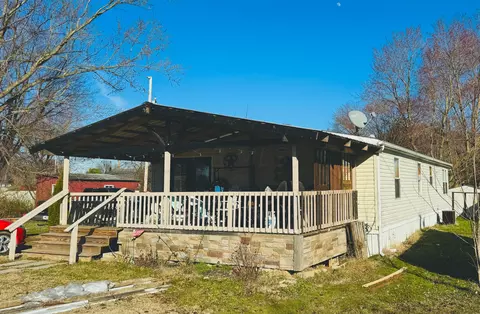 709 S Broadway St, Racine, OH 45771