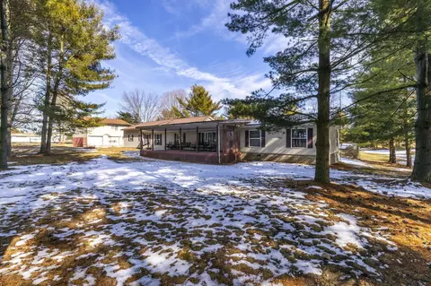 28074 Jackson Rd, Kingston, OH 45644