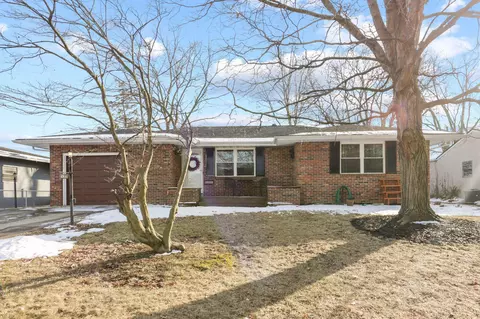 2831 Woodcroft Rd, Columbus, OH 43204