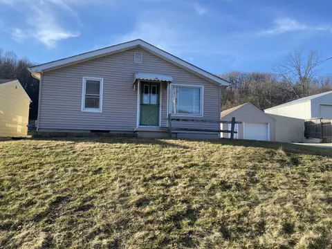 2090 Hamburg Rd SW, Lancaster, OH 43130