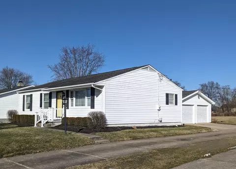48 Benedict Dr, Johnstown, OH 43031