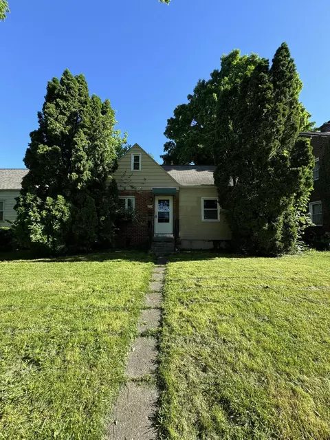 1758 Bide A Wee Park Ave, Columbus, OH 43205