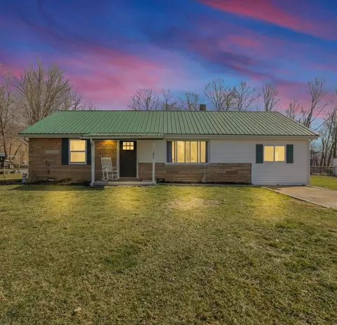 7240 Preston Rd, Newark, OH 43055
