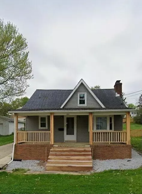 105 Front St, Fredericktown, OH 43019