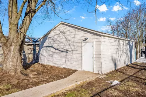 Exterior - 204 E Fairground St, Marion, OH 43302 photo 4 of 5