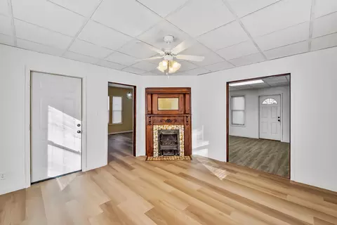 Living - 204 E Fairground St, Marion, OH 43302 photo 2 of 2