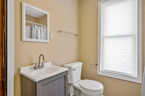 Bath - 204 E Fairground St, Marion, OH 43302 photo 1 of 4