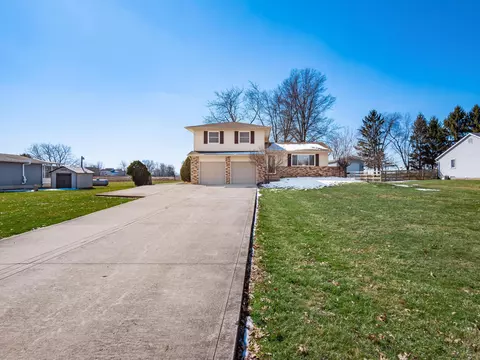9407 Joy Ave, Canal Winchester, OH 43110