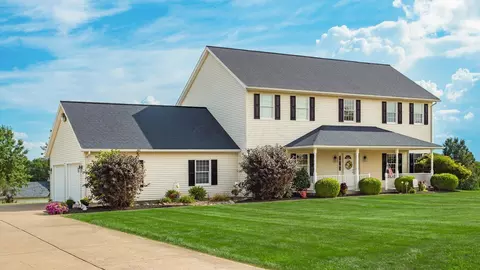 7240 Cattle Dr, Nashport, OH 43830