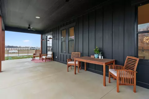 Exterior - 2000 Horseshoe Rd, Delaware, OH 43015 photo 10 of 26