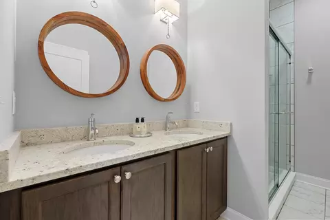 Bath - 2000 Horseshoe Rd, Delaware, OH 43015 photo 6 of 11