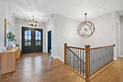Entry Way - 2000 Horseshoe Rd, Delaware, OH 43015 photo 3 of 7