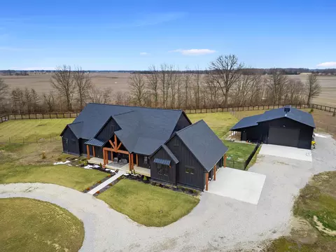 Exterior - 2000 Horseshoe Rd, Delaware, OH 43015 photo 4 of 26