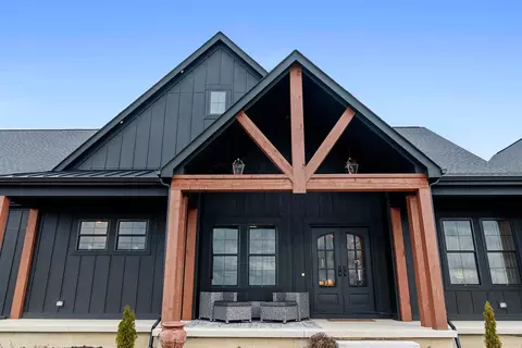 Exterior - 2000 Horseshoe Rd, Delaware, OH 43015 photo 5 of 26