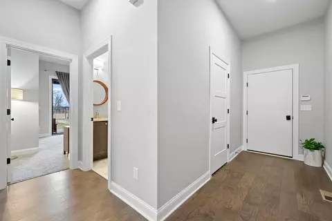 Entry Way - 2000 Horseshoe Rd, Delaware, OH 43015 photo 5 of 7