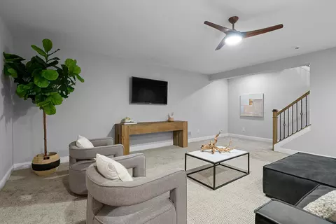 Living - 2000 Horseshoe Rd, Delaware, OH 43015 photo 7 of 8