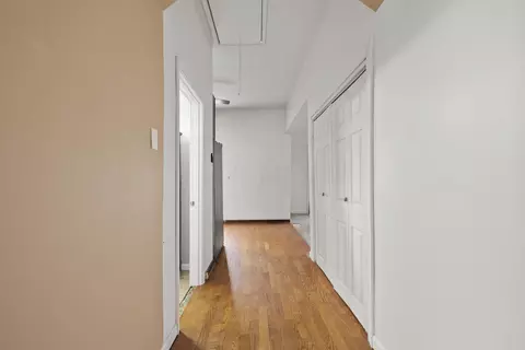 Entry Way - 145 Pleasant St, Circleville, OH 43113 photo 1 of 1