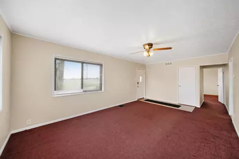 42 W Scioto St, Orient, OH 43146 photo 7