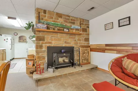 Living - 21354 Griffith Rd, Logan, OH 43138 photo 7 of 7