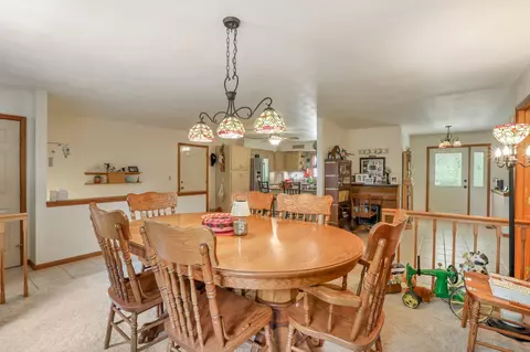 Dining - 21354 Griffith Rd, Logan, OH 43138 photo 1 of 4