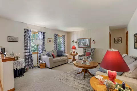 Living - 21354 Griffith Rd, Logan, OH 43138 photo 2 of 7