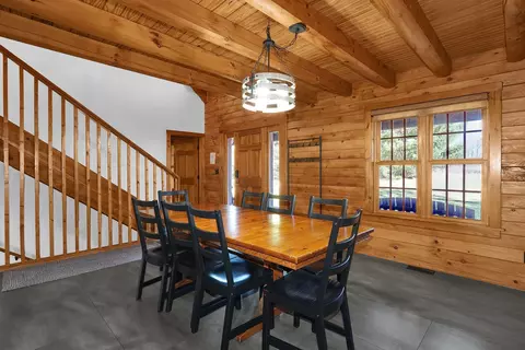 Dining - 12665 Middlefork Rd, Amanda, OH 43102 photo 3 of 5