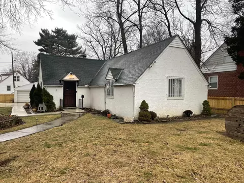 1103 Wellington Blvd, Columbus, OH 43219