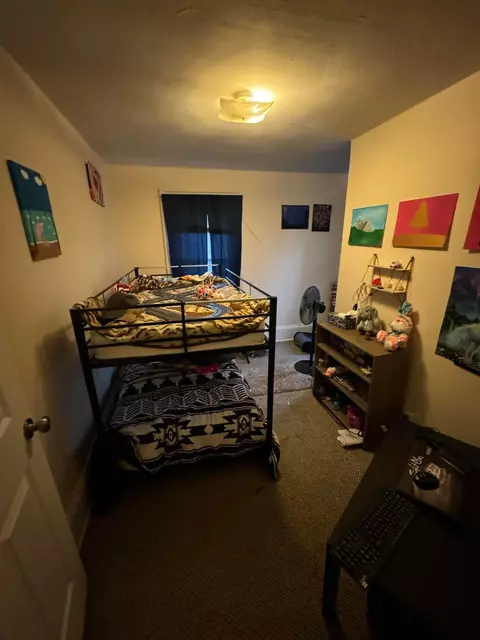 Bedroom - 724-726 E 6th Ave, Lancaster, OH 43130 photo 1 of 1