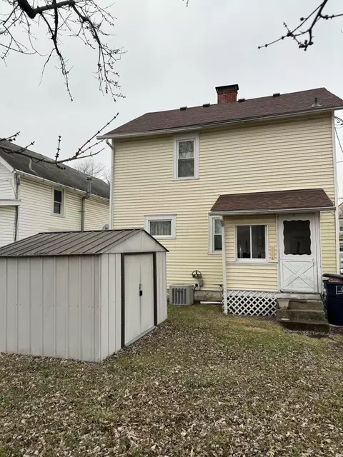 Exterior - 724-726 E 6th Ave, Lancaster, OH 43130 photo 3 of 7
