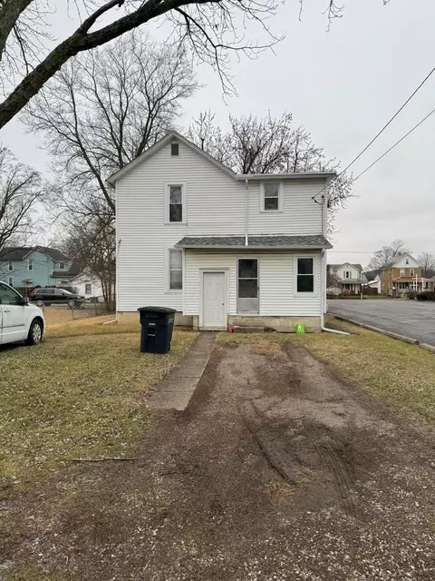 Exterior - 724-726 E 6th Ave, Lancaster, OH 43130 photo 5 of 7