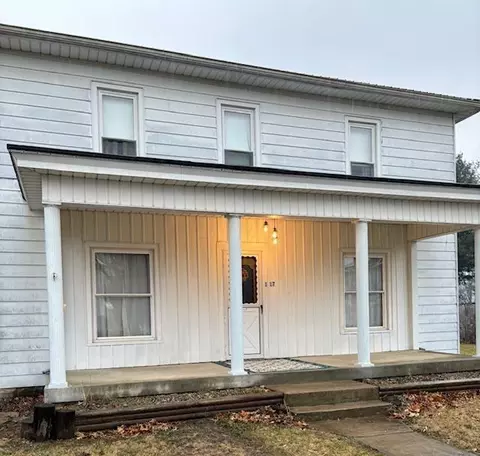 117 N State St, Frazeysburg, OH 43822