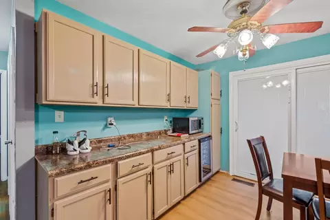 Kitchen - 3076 Schell Dr, Marion, OH 43302 photo 5 of 5