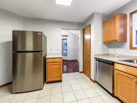 Kitchen - 9320 Wingate Pl, Orient, OH 43146 photo 2 of 2