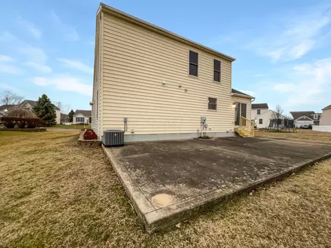 Exterior - 9320 Wingate Pl, Orient, OH 43146 photo 5 of 5