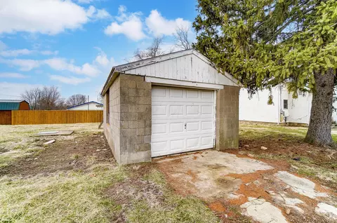 Exterior - 287 E Pleasant St, Catawba, OH 43010 photo 11 of 12