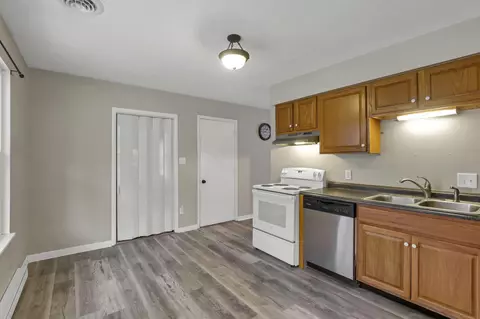 Kitchen - 372 Meadow Dr, Circleville, OH 43113 photo 1 of 3
