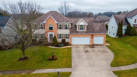 213 Foxcroft Rd, Lexington, OH 44904