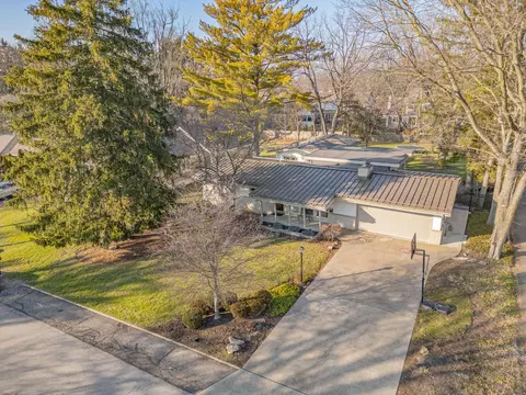 2740 Eastcleft Dr, Columbus, OH 43221