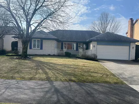 2419 Home Rd, Grove City, OH 43123