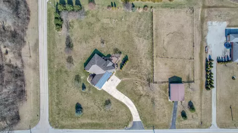 View/Area - 3950 Miller Rd, Springfield, OH 45502 photo 2 of 11